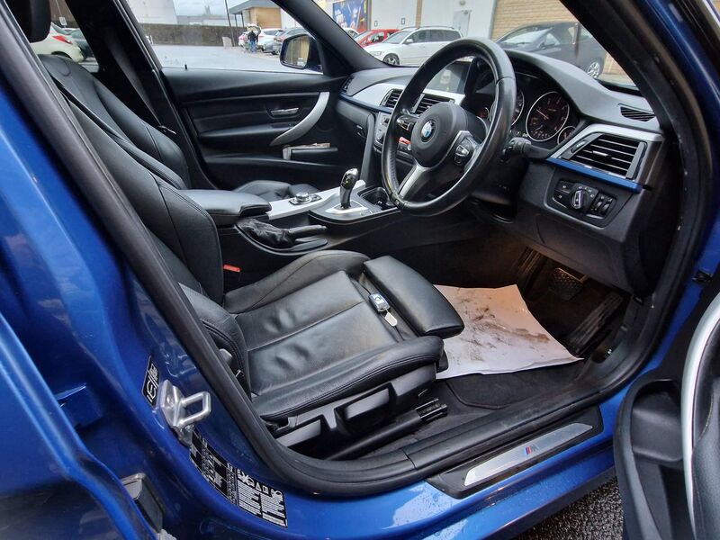 View BMW 3 SERIES 2.0 320d M Sport Touring Auto xDrive Euro 5 (s/s) 5dr